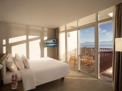 Premium Suite with Balcony - Ocean View