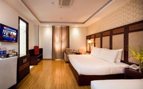Deluxe Twin Room with City View