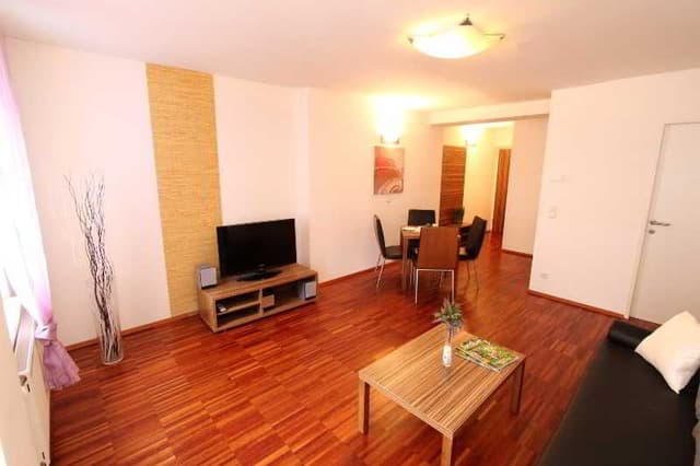 APARTMENT DELUXE