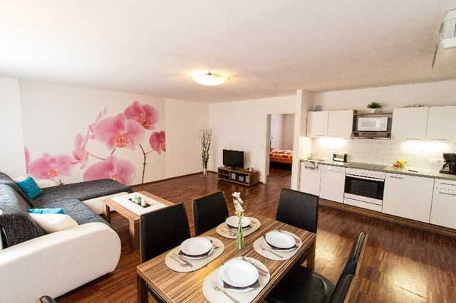 APARTMENT GRAND