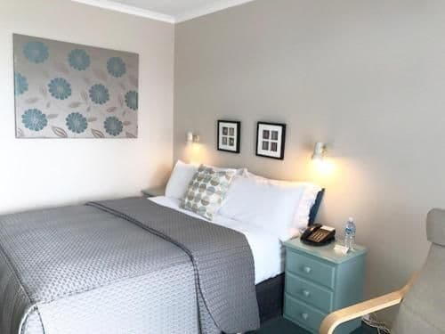 Queen Double Room