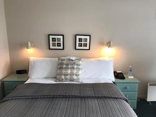 Queen Double Room