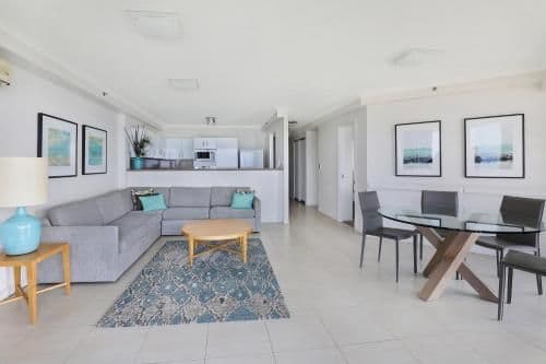 Deluxe Two-Bedroom Apartment with Ocean View