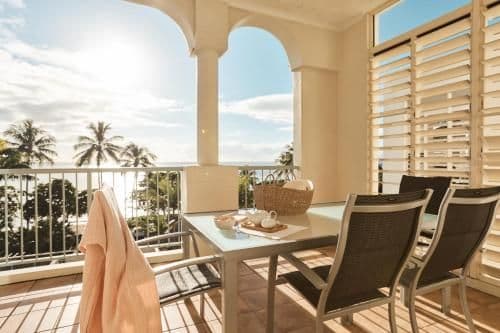One-Bedroom Apartment with Sea Views + Free Car Hire