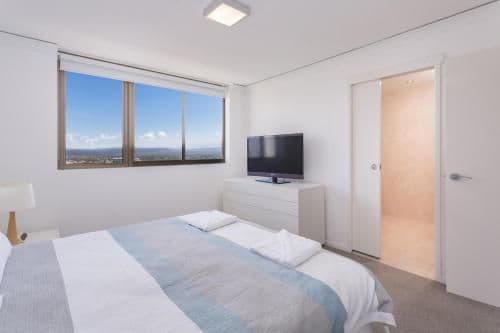 Three-Bedroom Penthouse Apartment with Ocean View