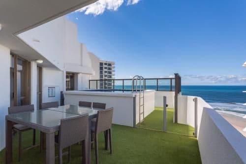 Three-Bedroom Penthouse Apartment with Ocean View