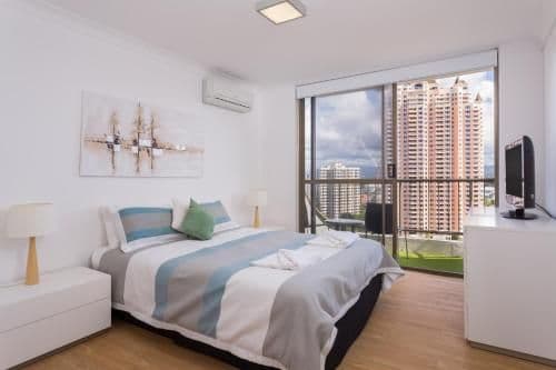 Three-Bedroom Penthouse Apartment with Ocean View