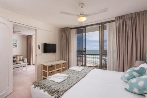 One-Bedroom Ocean View Apartment