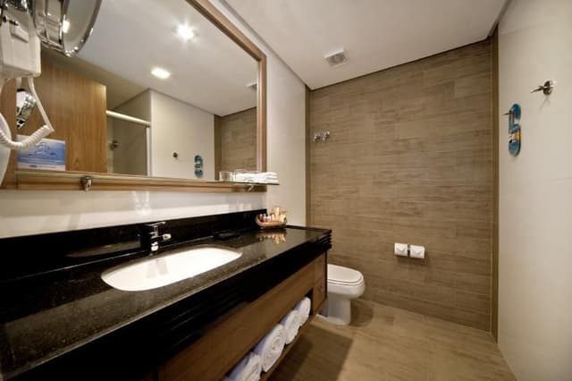 SUITE EXECUTIVE
