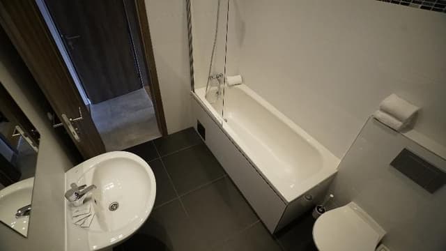 APARTMENT CAPACITY 2