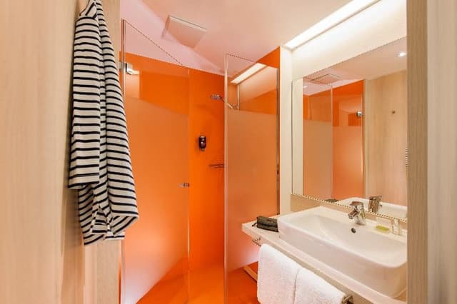 DOUBLE COMFORT