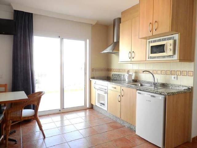 APARTMENT CAPACITY 4 TWO BEDROOMS