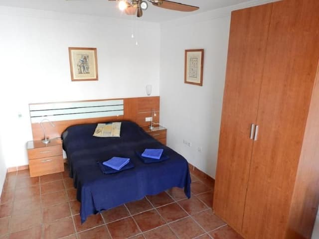 APARTMENT CAPACITY 2 ONE BEDROOM