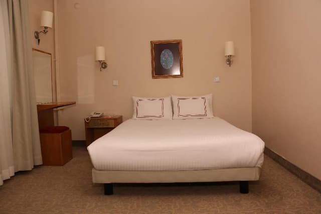FAMILY ROOM CONNECTING ROOM