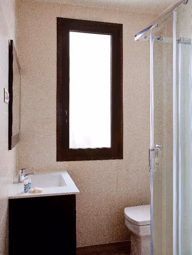 APARTMENT EXECUTIVE