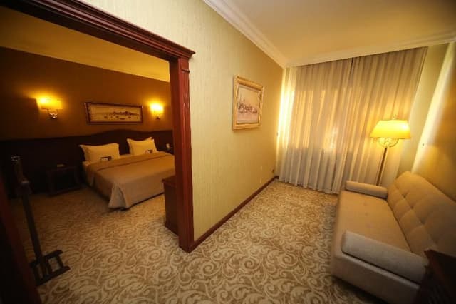 JUNIOR SUITE STANDARD