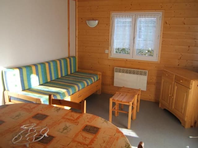 BUNGALOW CAPACITY 4
