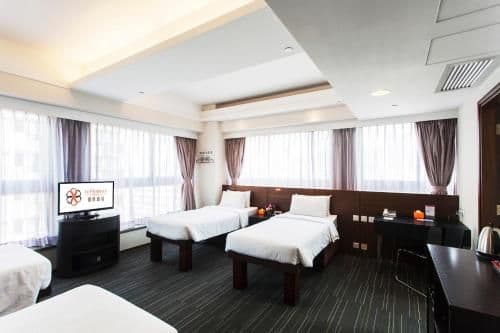 Quadruple Suite