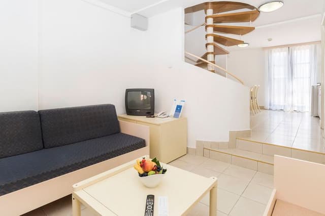 APARTMENT SUPERIOR