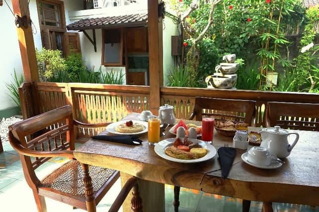 VILLA THREE BEDROOMS WITH PRIVATE POOL