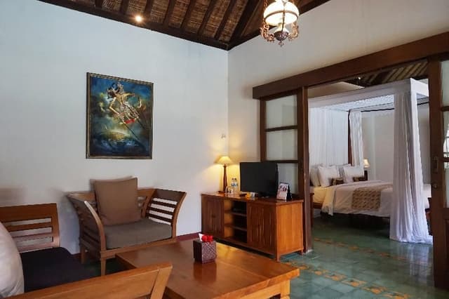 VILLA THREE BEDROOMS WITH PRIVATE POOL
