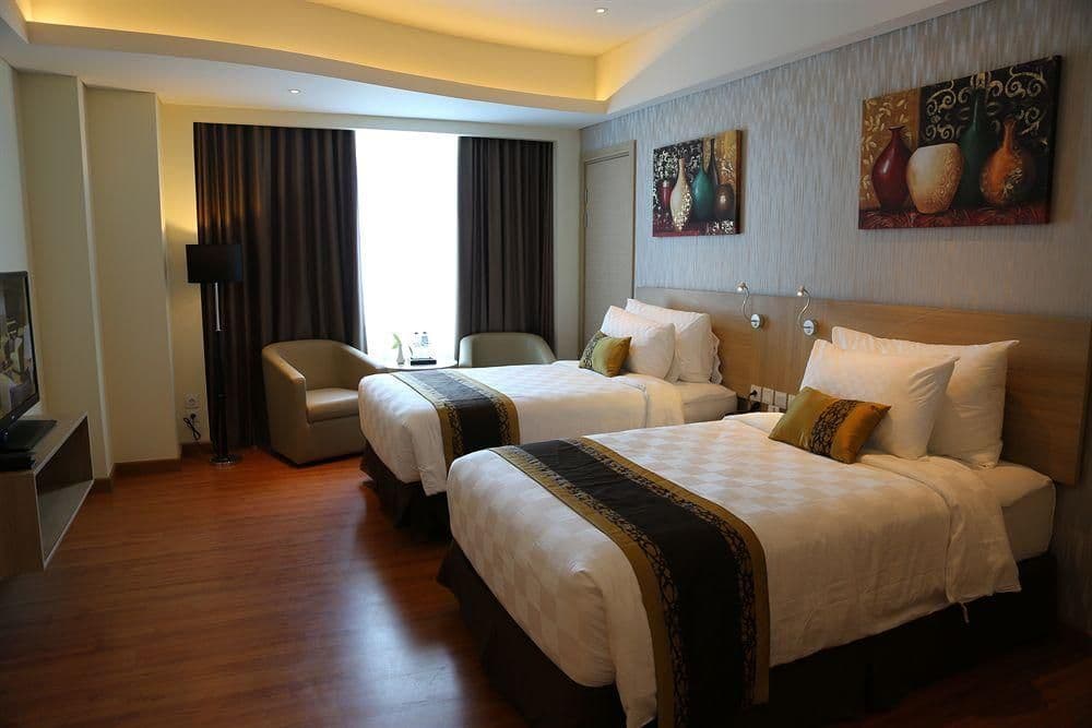 Golden Tulip Galaxy Hotel