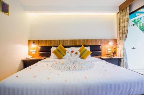 Deluxe Double Room with Pool Access