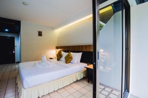 Deluxe Double Room with Pool Access