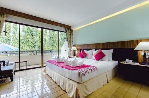 Deluxe Double Room with Pool Access