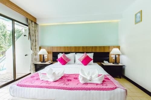 Deluxe Double Room with Pool Access