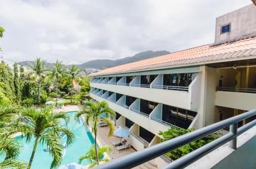 Deluxe Double Room with Pool Access