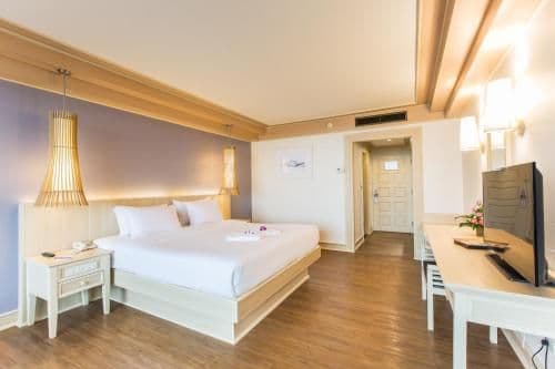 Premier Deluxe Double or Twin Room with Sea View