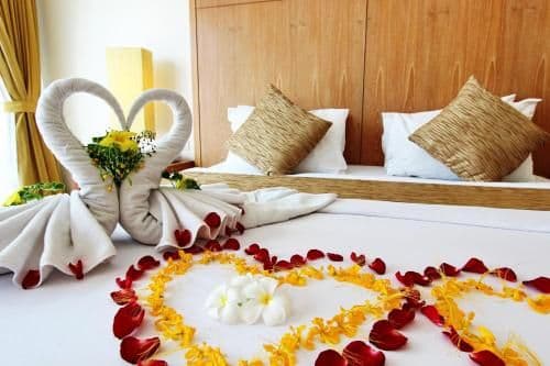 Deluxe Room With Pool Access