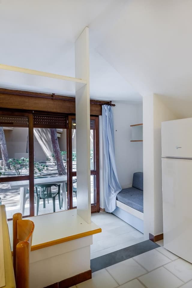 APARTMENT ECONOMY