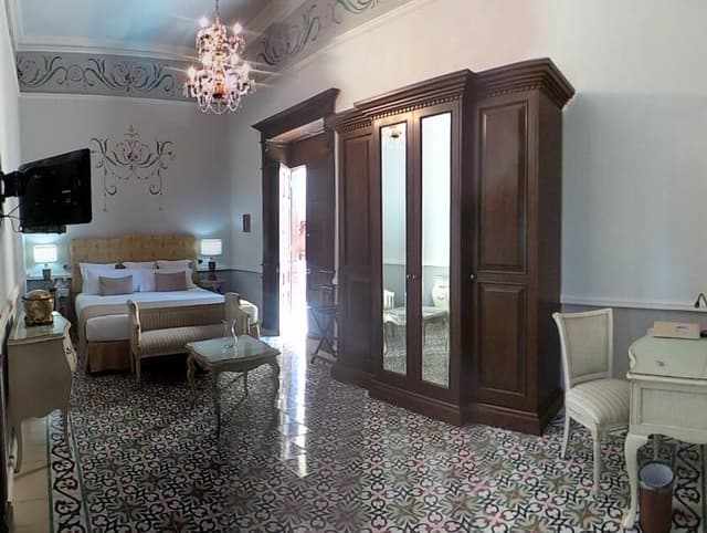 JUNIOR SUITE GRAND