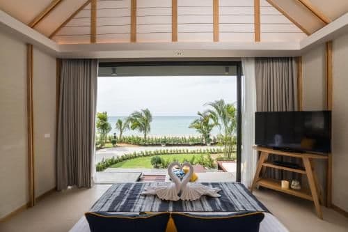 Paradise Beachfront Villa