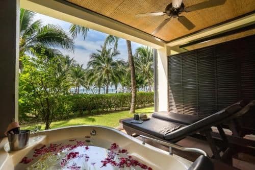 Sea View Grande Deluxe Room