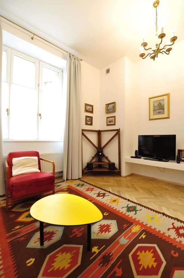 APARTMENT DELUXE
