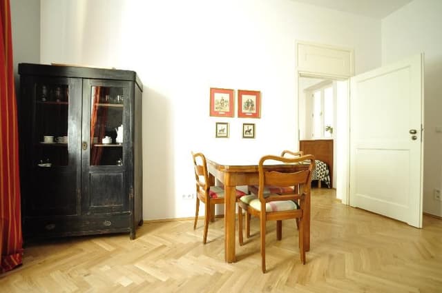 APARTMENT DELUXE