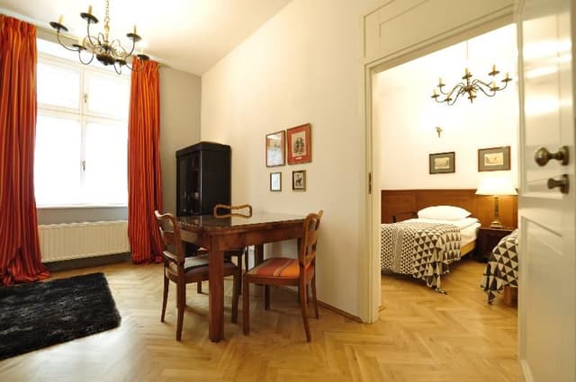 APARTMENT DELUXE
