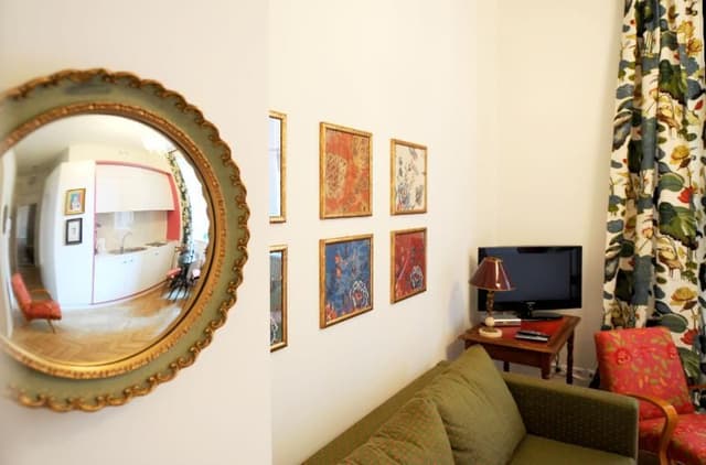 APARTMENT DELUXE