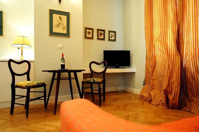 APARTMENT DELUXE