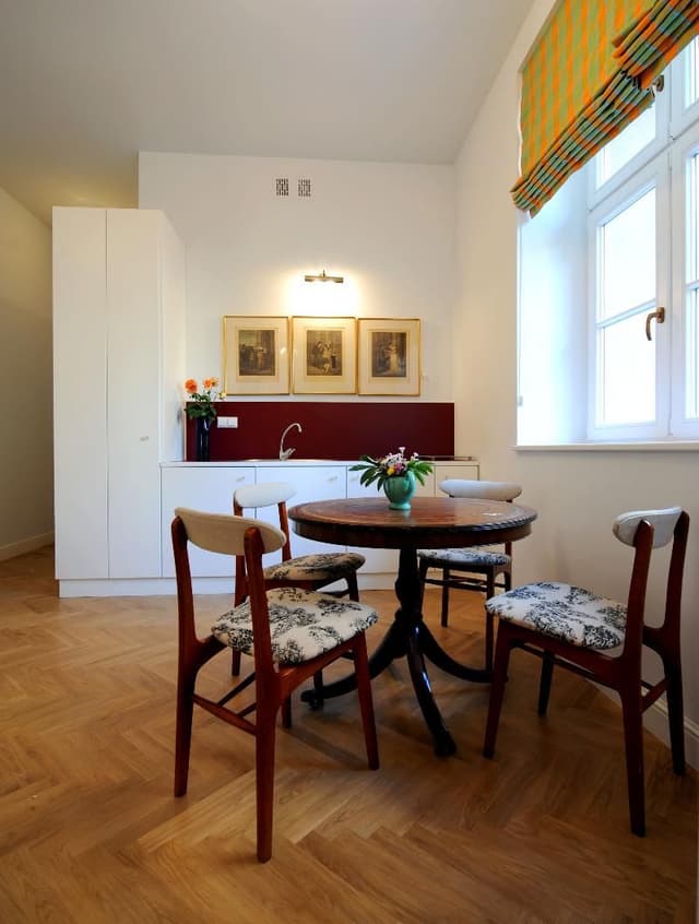 APARTMENT DELUXE