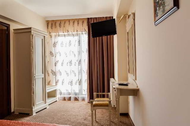 SUITE CAPACITY 3