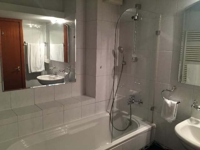 JUNIOR SUITE CAPACITY 1