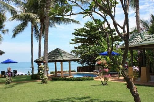 Villa - Beach Front