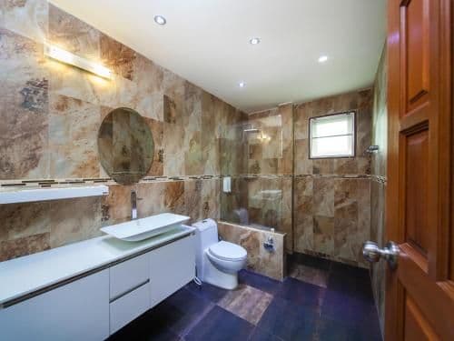 Deluxe Three-Bedroom Villa