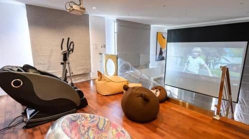 Embassy Suite Six Bedrooms Duplex