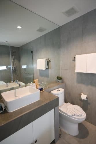 Embassy Suite Six Bedrooms Duplex