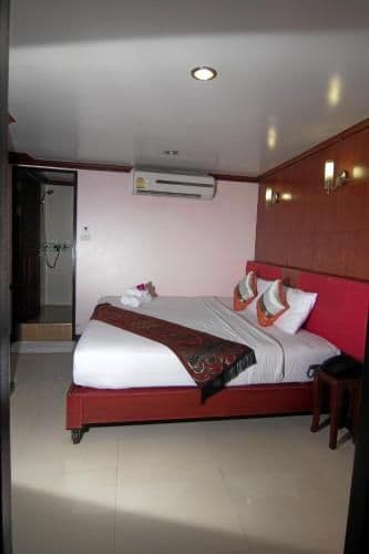 Standard Twin Room